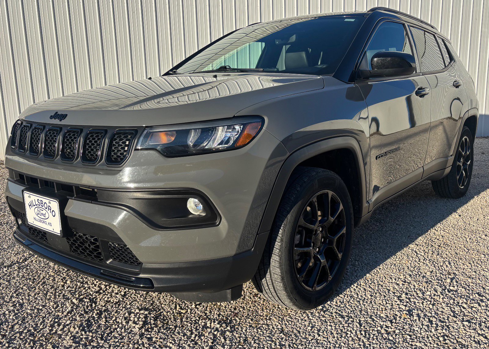 Used 2023 Jeep Compass Altitude w/ Convenience Group image 12