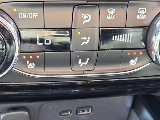 Used 2024 Chevrolet Trax RS w/ Driver Confidence Package image 21