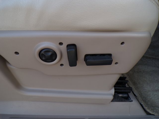 Used 2003 GMC Yukon SLT w/ 1SD Preferred Equipment Group image 14