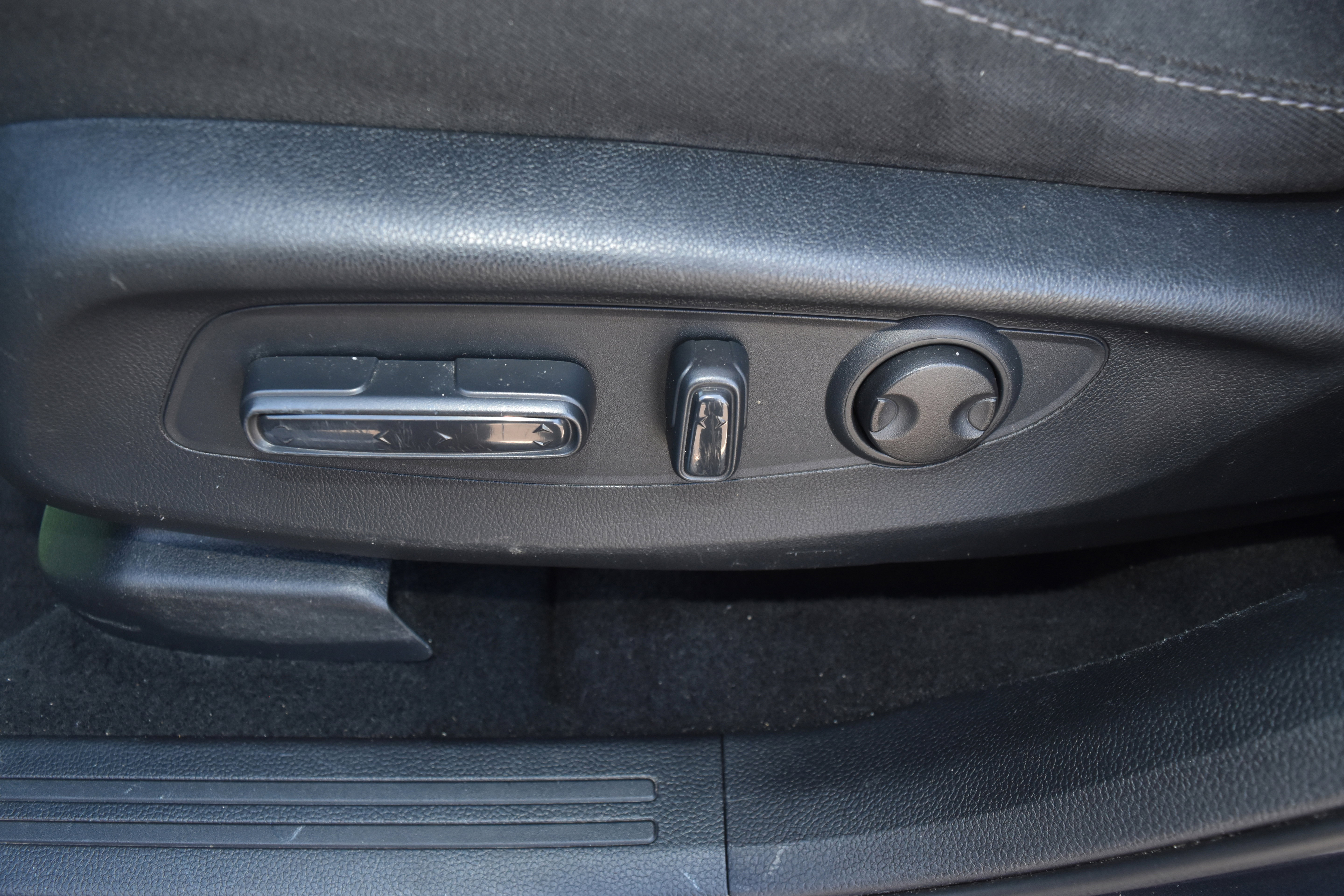 Certified 2024 Honda CR-V EX image 13