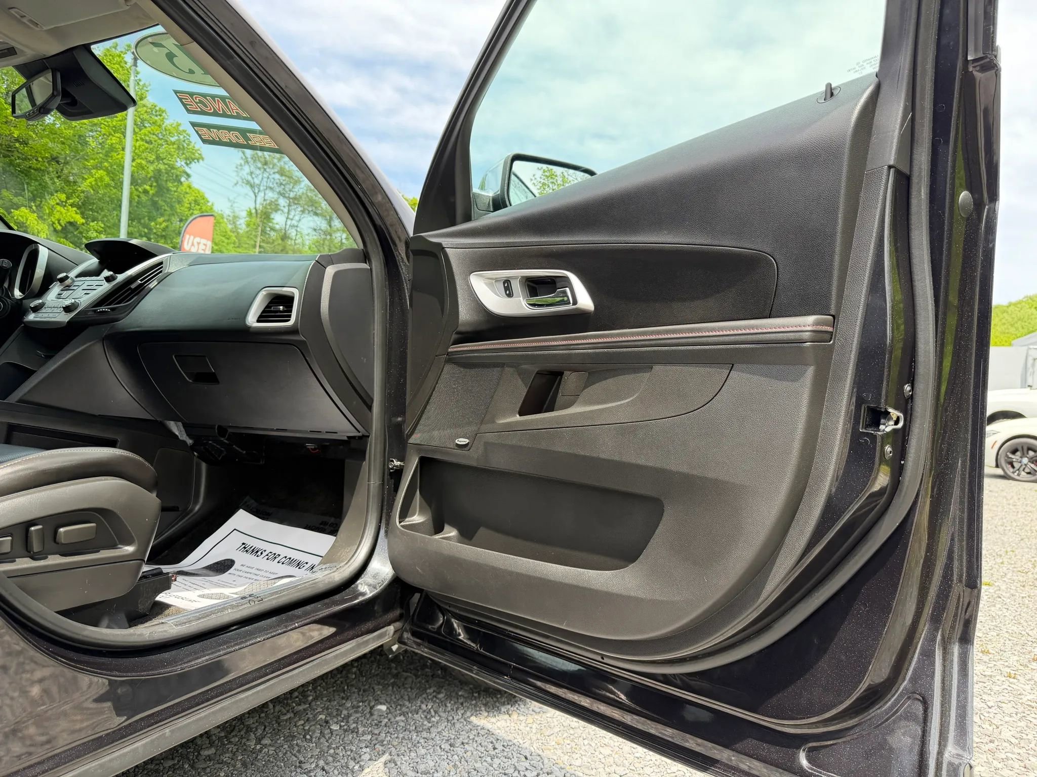Used 2015 Chevrolet Equinox LTZ AWD/4WD image 25