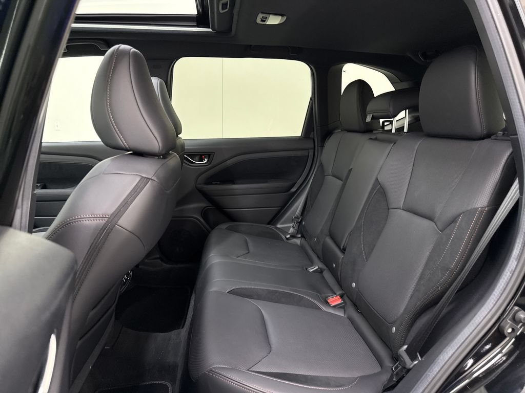 Used 2026 Subaru Forester Touring AWD/4WD image 27