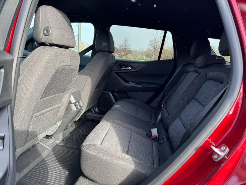 New 2026 Chevrolet Equinox LT image 32