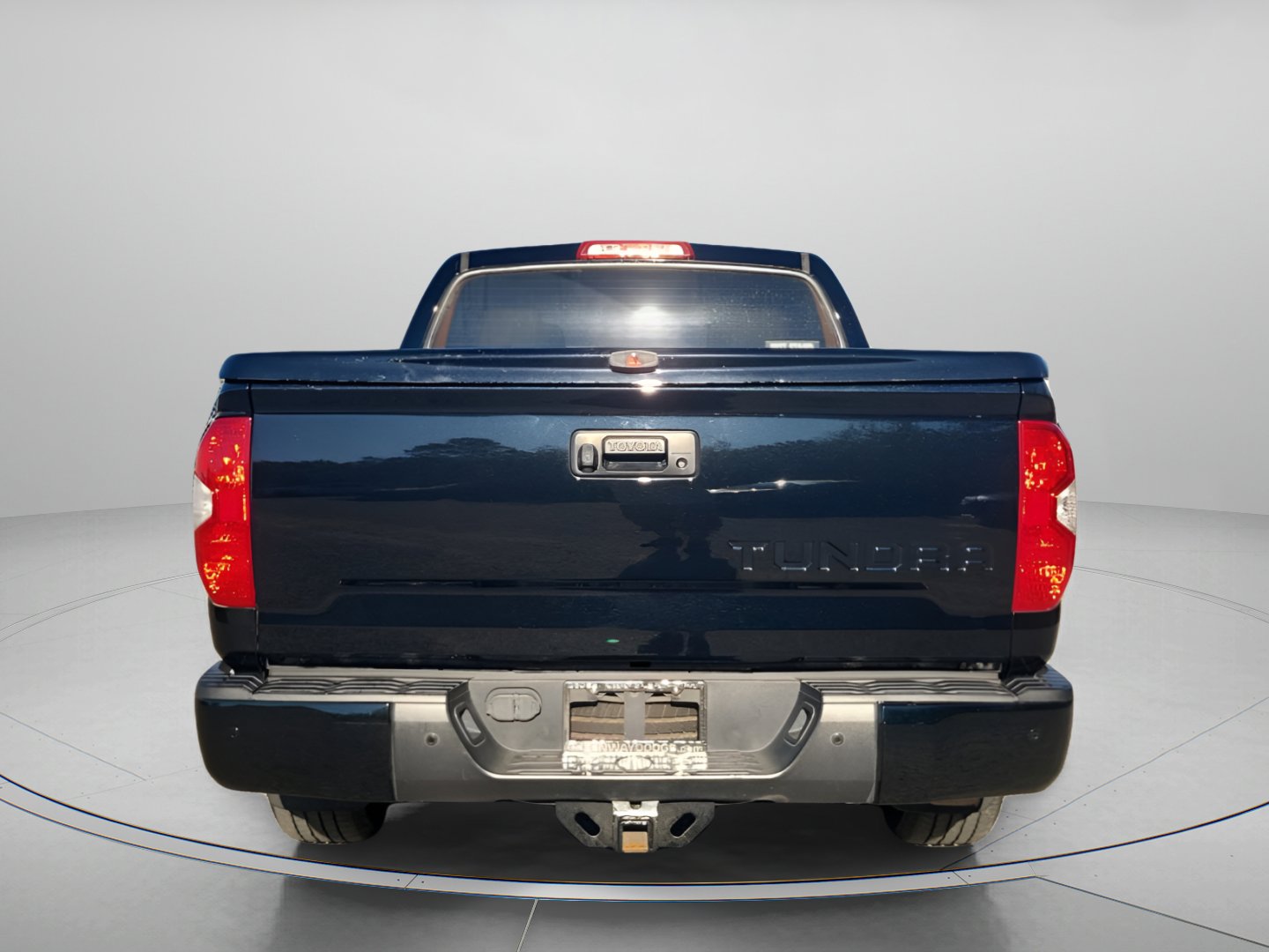 Used 2015 Toyota Tundra 1794 Edition image 2