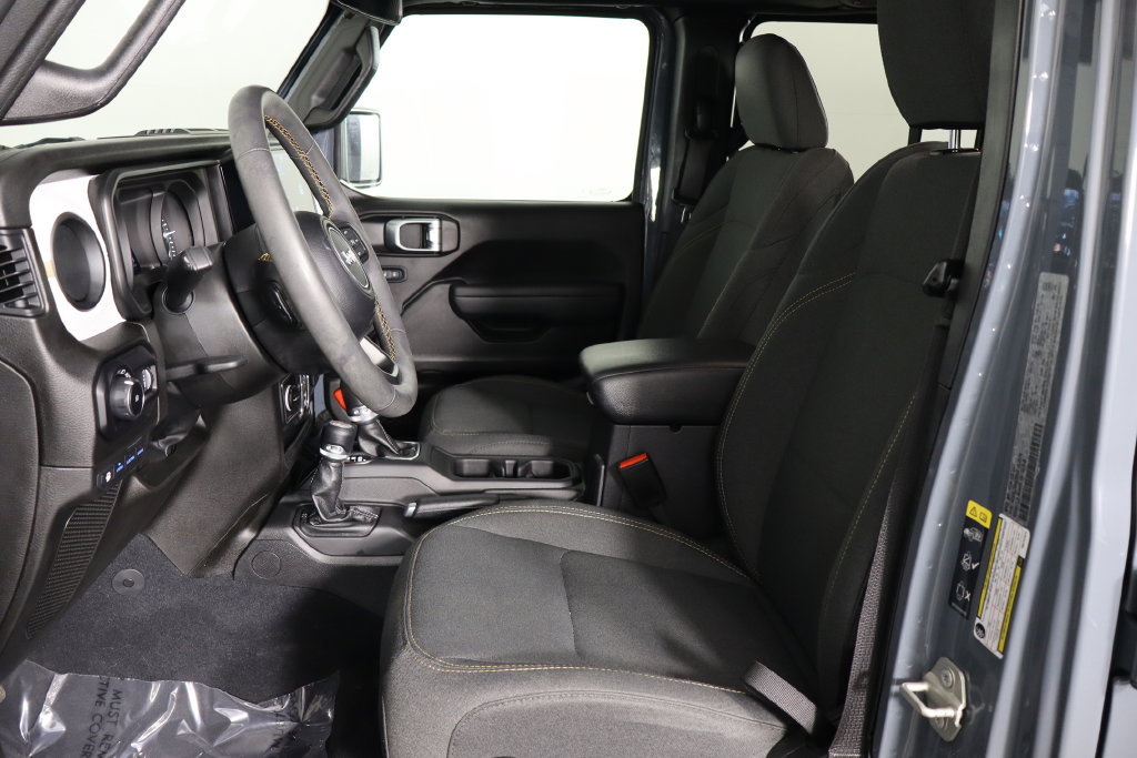 Used 2024 Jeep Wrangler Unlimited w/ Convenience Group AWD/4WD image 11