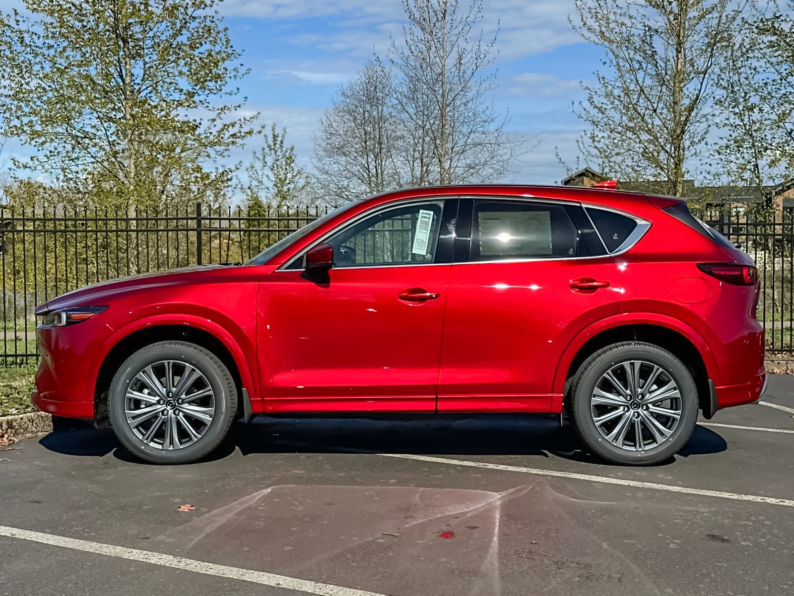 New 2025 MAZDA CX-5 Signature image 6