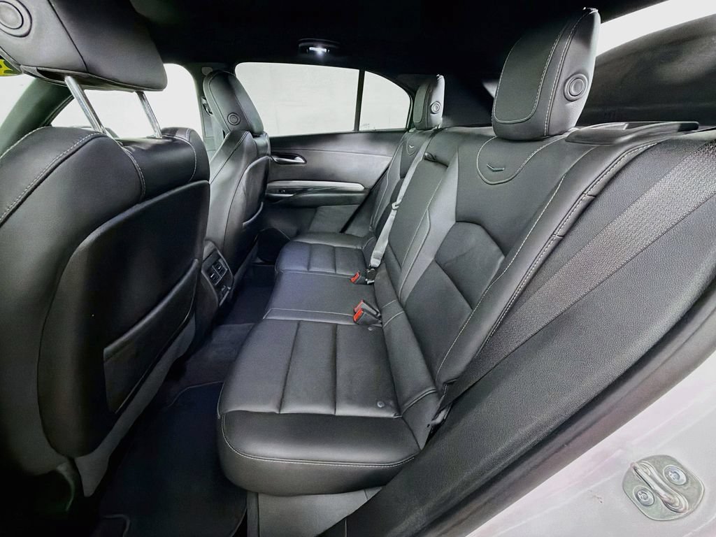 Used 2024 Cadillac XT4 Premium Luxury w/ Active Safety Package AWD/4WD image 25