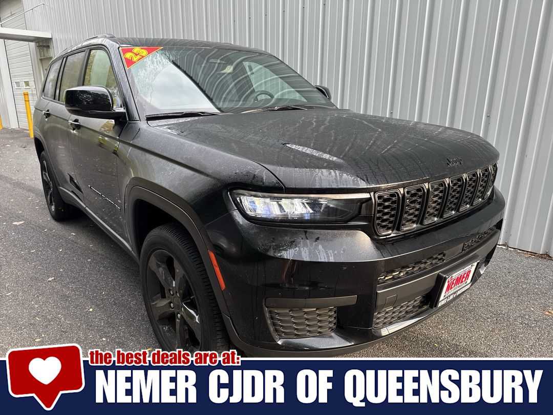 Used 2023 Jeep Grand Cherokee L Laredo AWD/4WD image 1