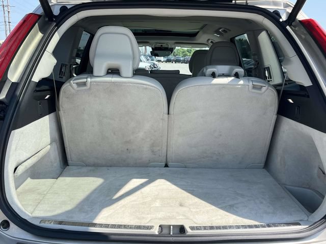 Used 2016 Volvo XC90 T6 Momentum w/ Momentum Plus Package AWD/4WD image 22