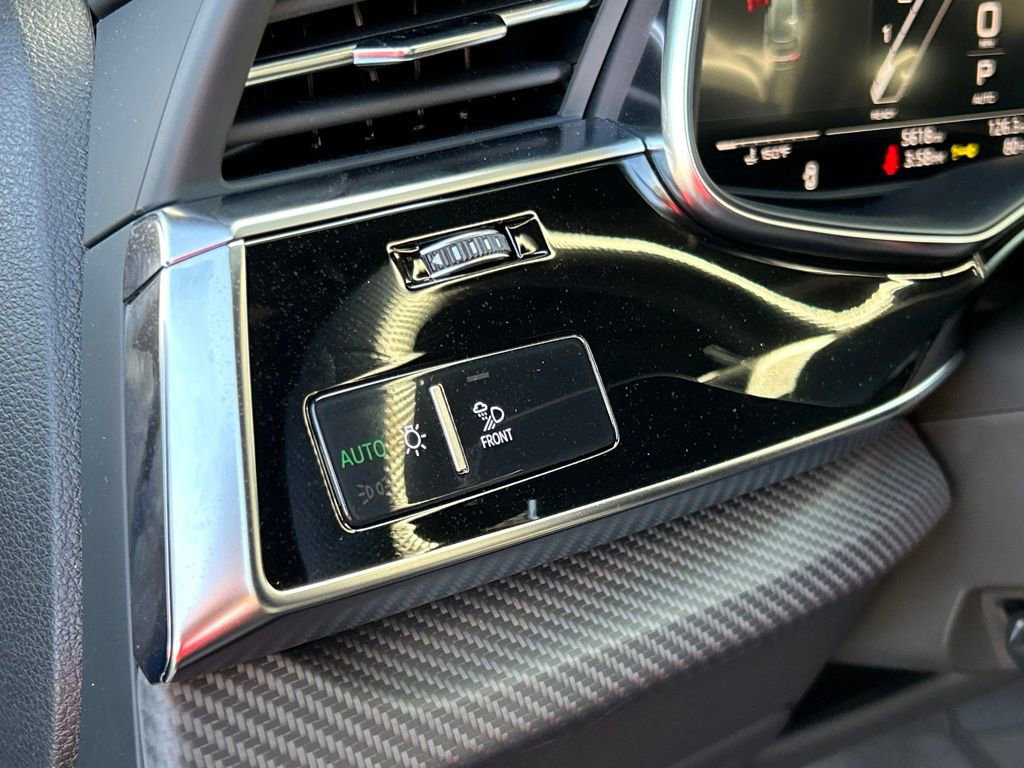 Used 2025 Audi RS Q8 performance image 81