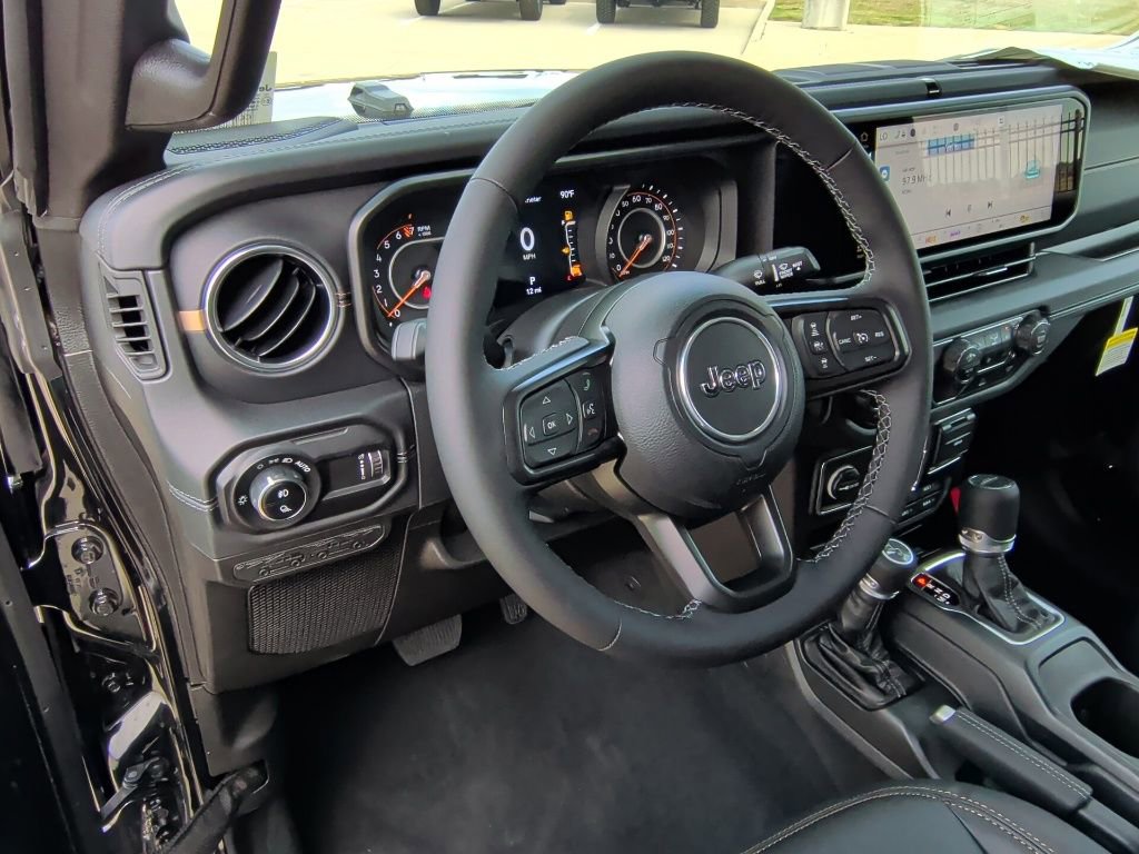 New 2025 Jeep Gladiator Sport AWD/4WD image 14
