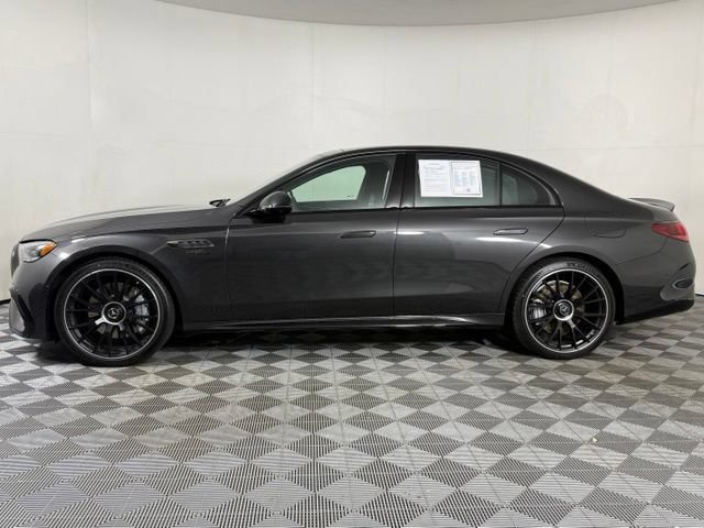 Used 2026 Mercedes-Benz E 53 AMG e 4MATIC Sedan image 3
