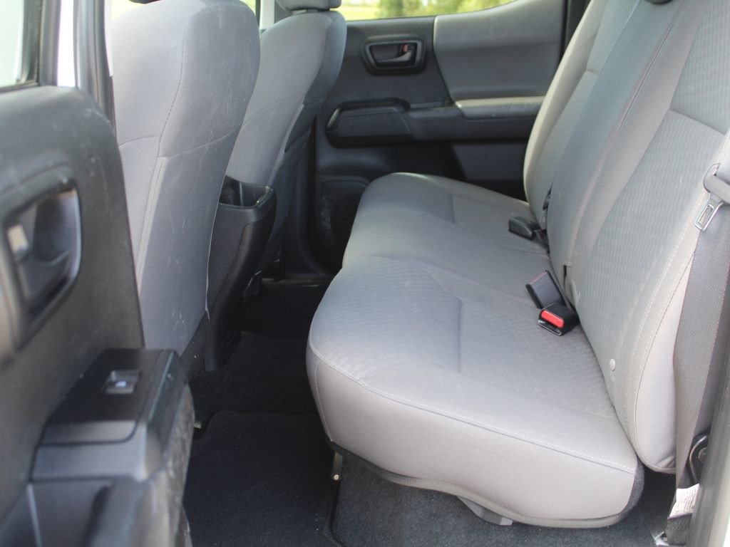 Used 2021 Toyota Tacoma SR w/ SR Convenience Package image 17