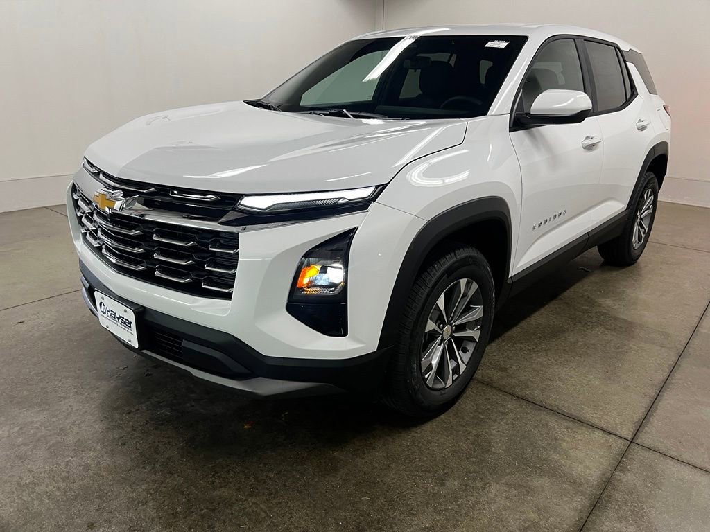 New 2026 Chevrolet Equinox LT w/ Convenience Package II AWD/4WD image 7