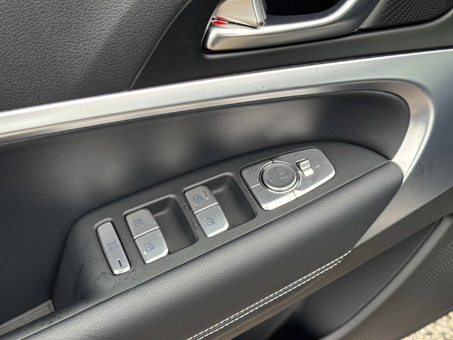 New 2027 Genesis G70 2.5T RWD image 16
