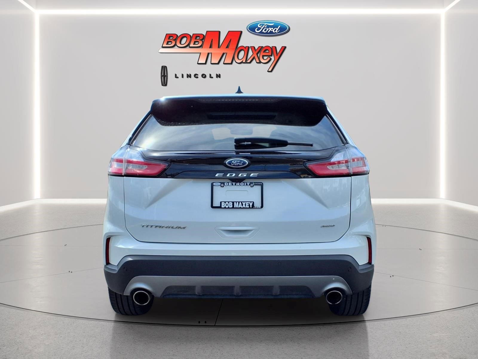 Used 2024 Ford Edge Titanium AWD/4WD image 6