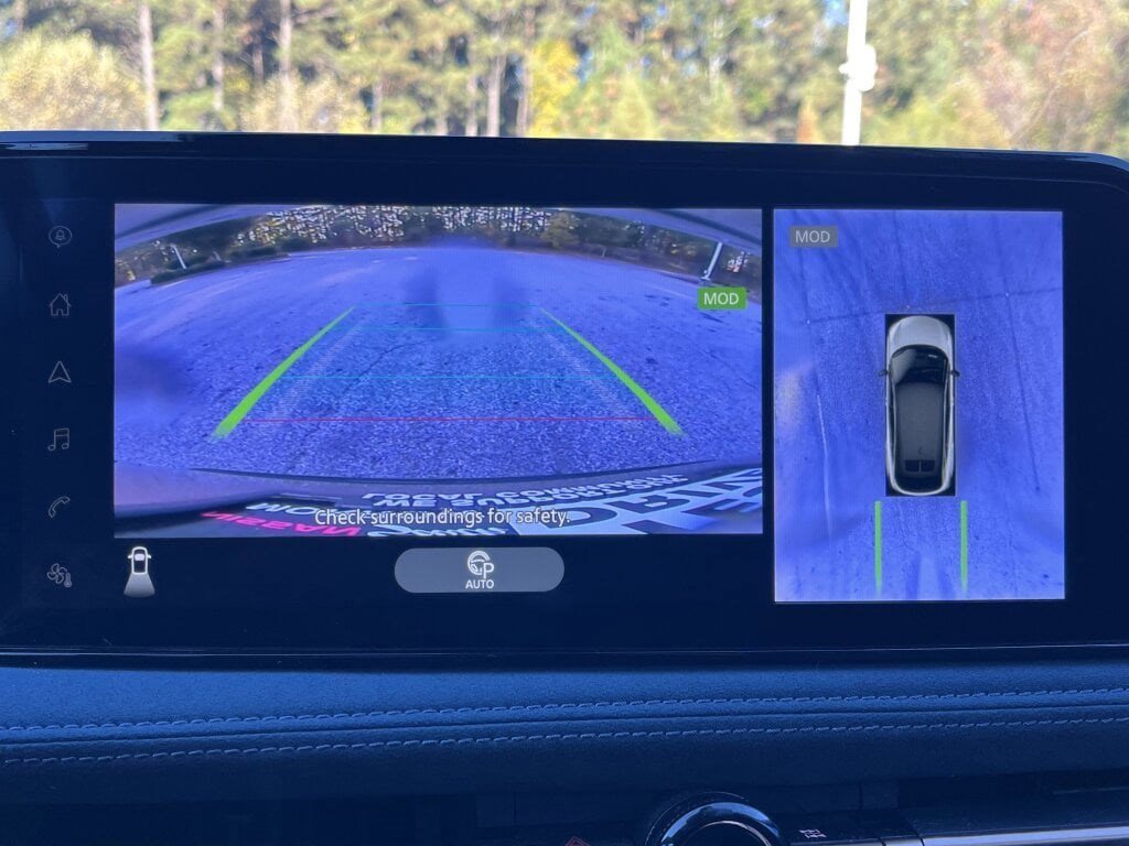 Used 2023 Nissan Ariya image 3