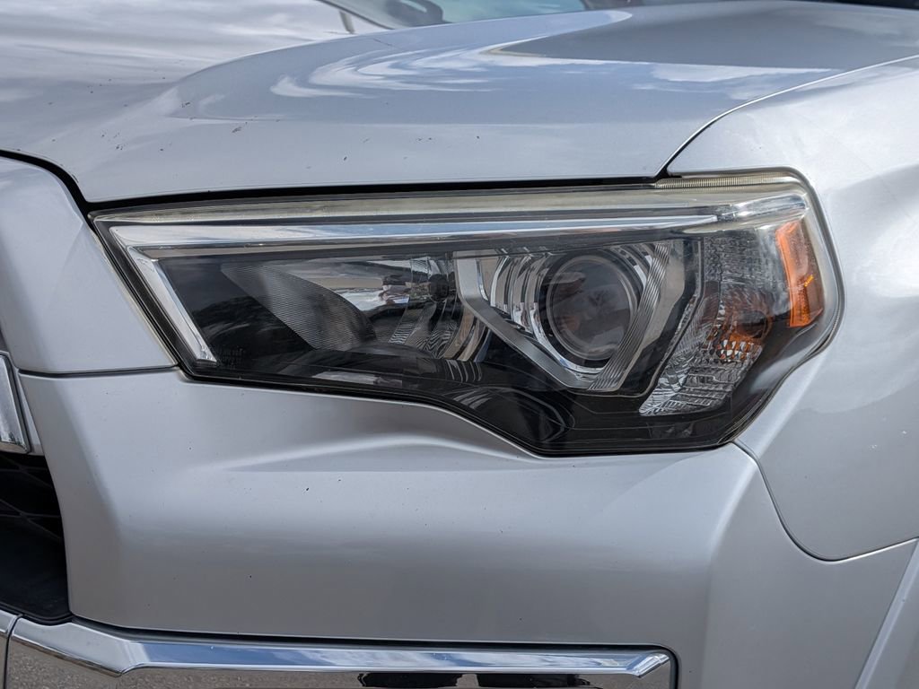 Used 2015 Toyota 4Runner Limited image 10