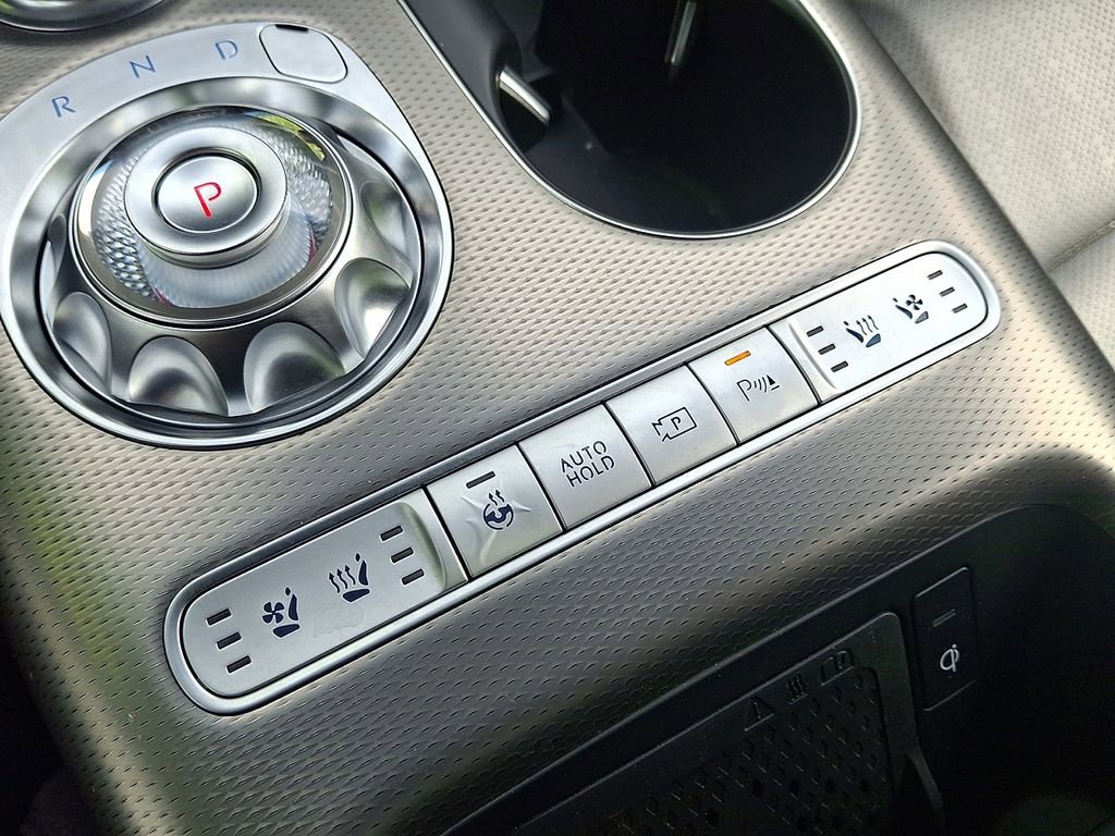 Used 2025 Genesis GV60 Advanced image 19