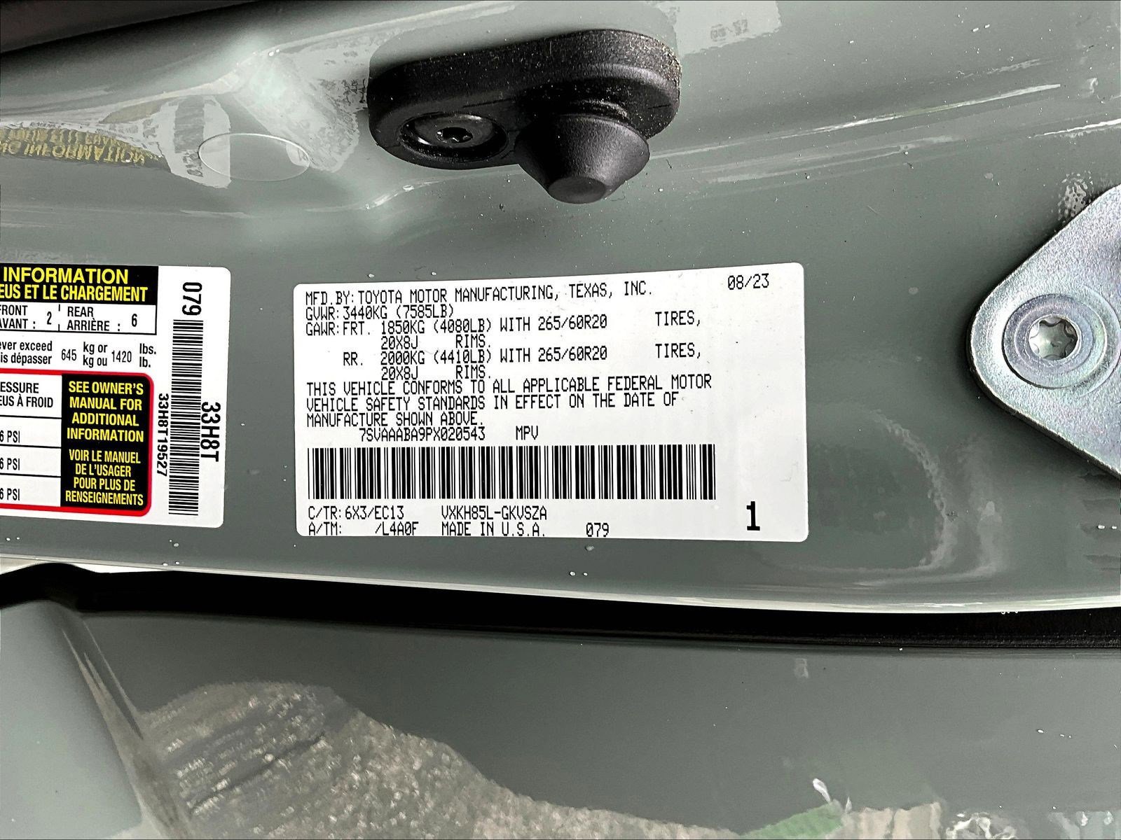 Used 2023 Toyota Sequoia SR5 w/ SR5 Premium Package AWD/4WD image 19