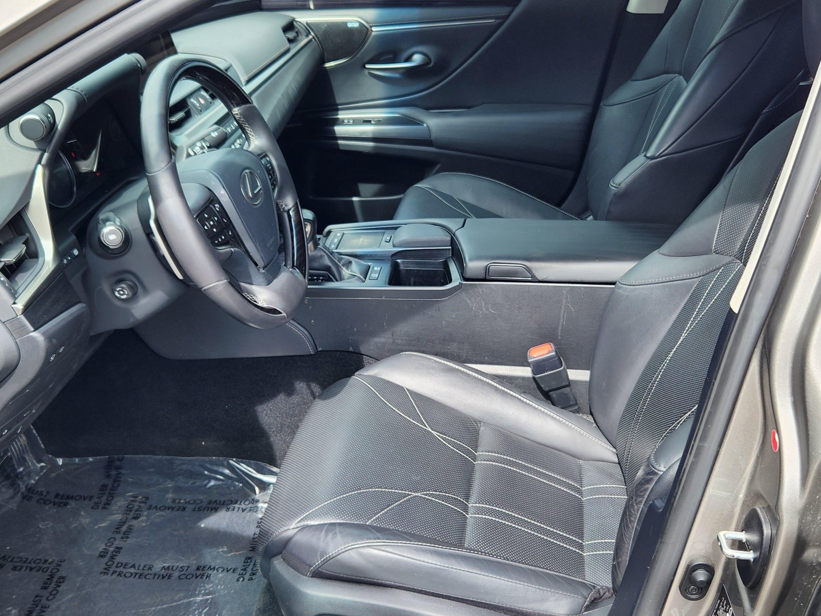 Certified 2021 Lexus ES 300h w/ Luxury Package FWD image 19