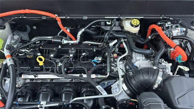 New 2025 Ford Maverick XLT w/ Equipment Group 301A image 32