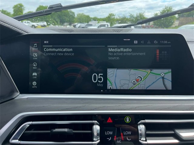 Used 2022 BMW X7 xDrive40i w/ M Sport Package image 21