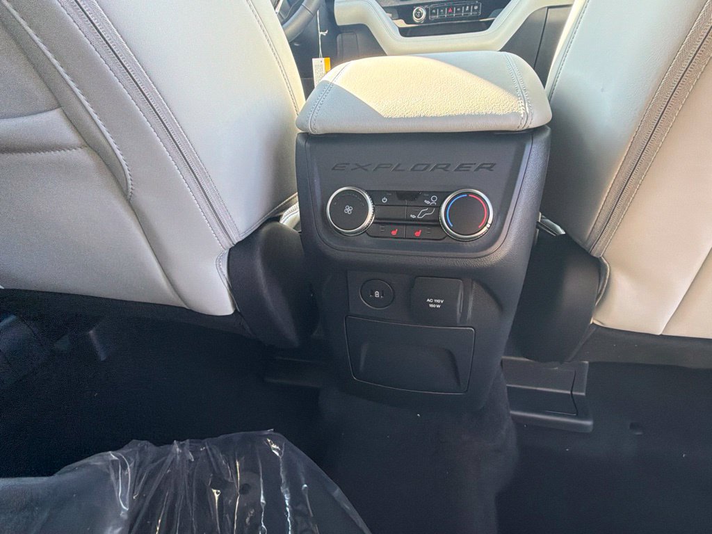 New 2027 Ford Explorer Platinum w/ LUX Leather Package AWD/4WD image 49