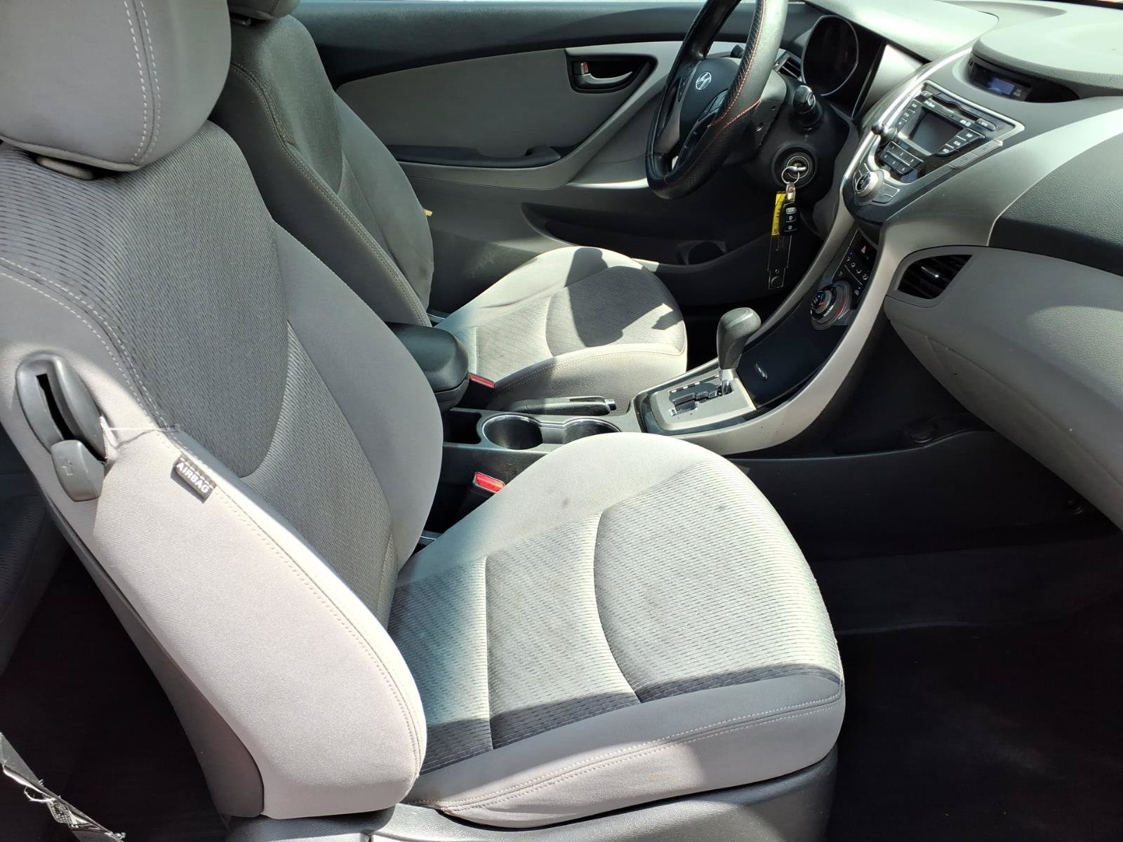 Used 2013 Hyundai Elantra FWD image 21