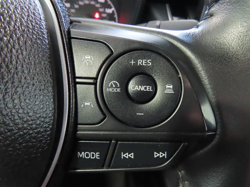 Used 2025 Toyota Corolla SE FWD image 20