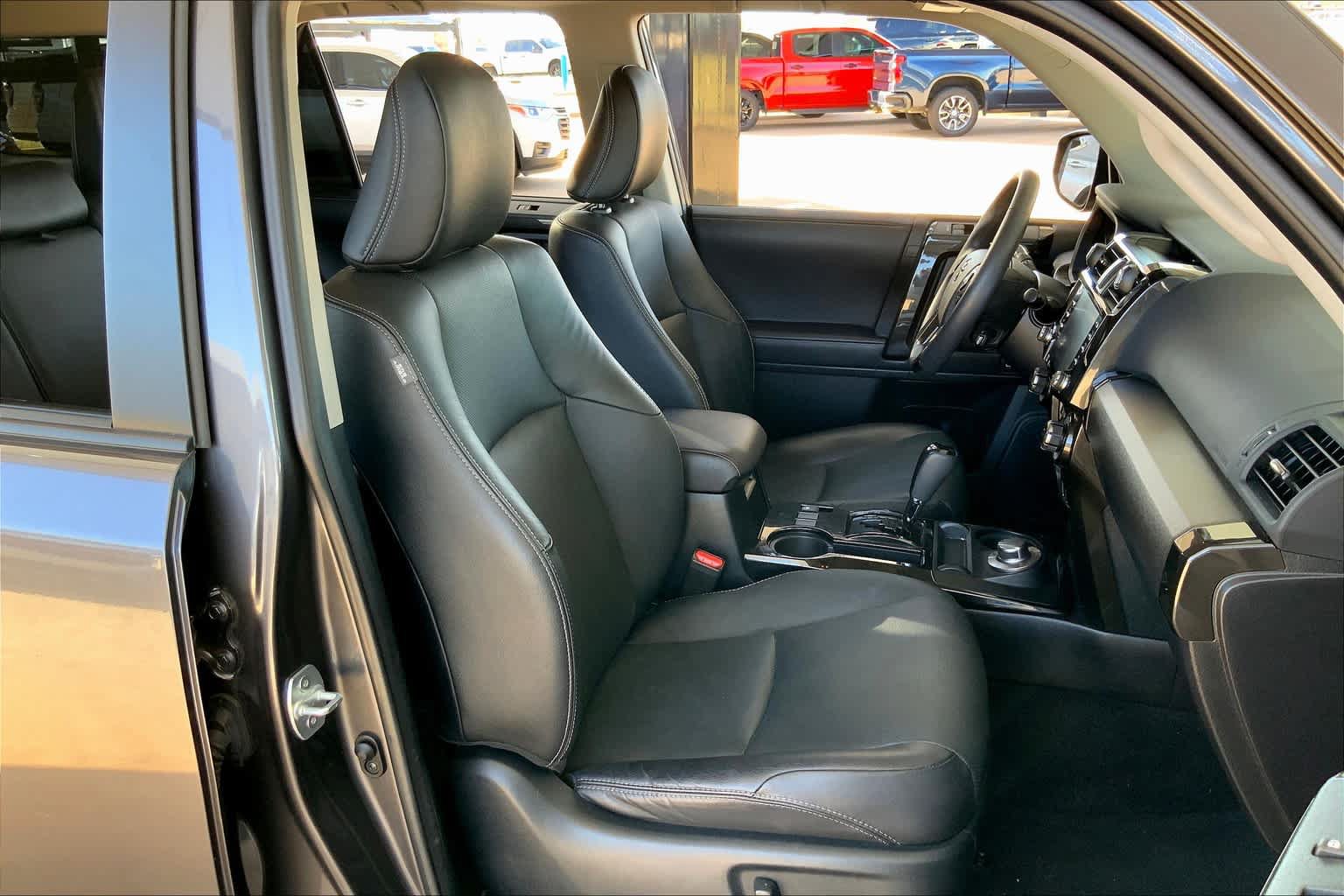Used 2021 Toyota 4Runner Nightshade AWD/4WD image 9