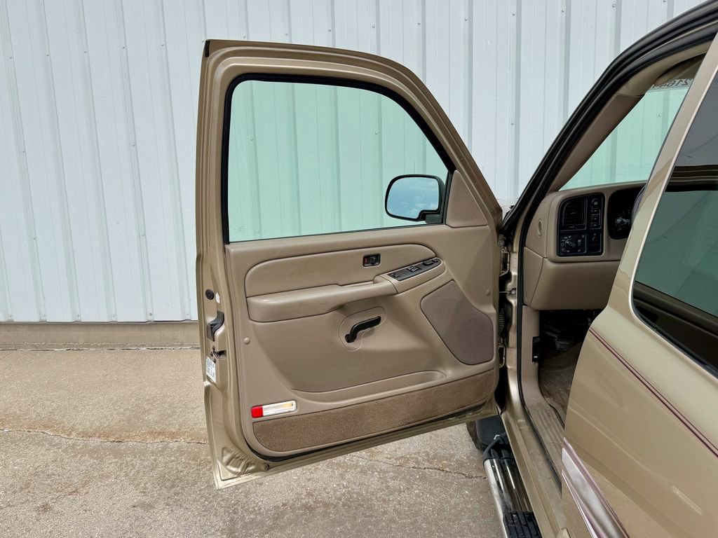 Used 2004 Chevrolet Silverado 1500 LS w/ Light Duty Power Package image 14