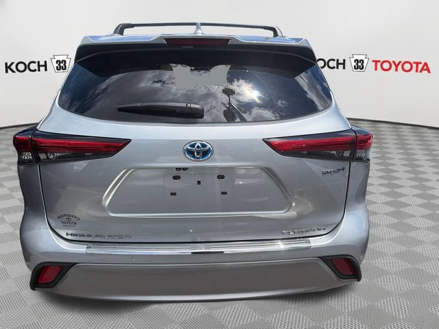 Used 2021 Toyota Highlander Platinum AWD/4WD image 11