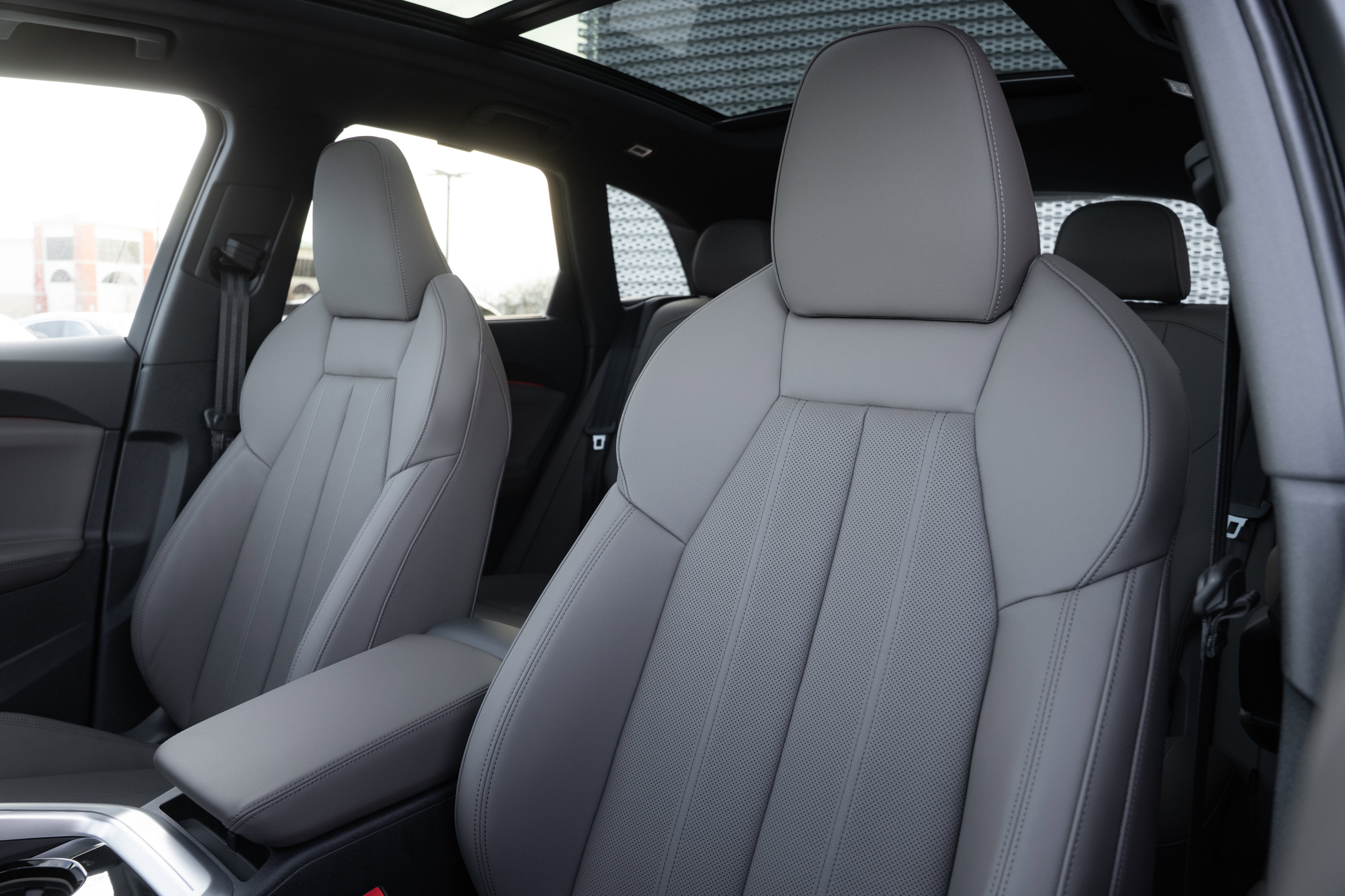 New 2025 Audi Q5 Premium Plus image 24