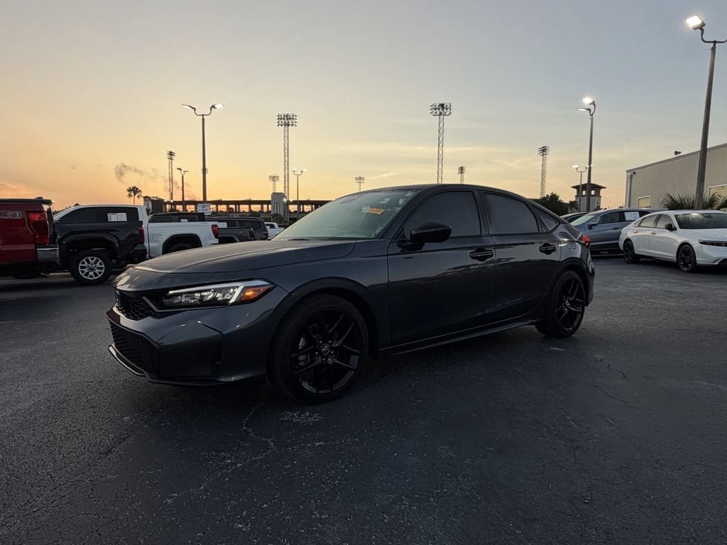 Used 2025 Honda Civic Sport image 8