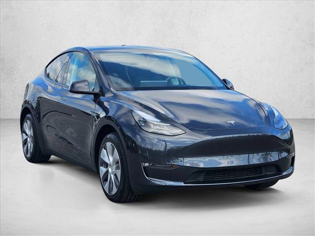 Used 2024 Tesla Model Y Long Range image 3