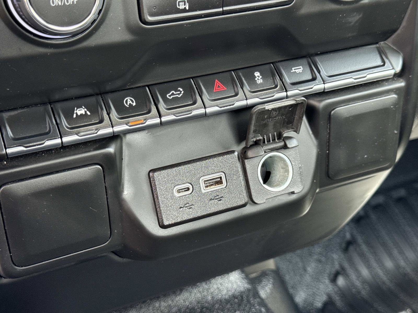 Used 2025 Chevrolet Silverado 1500 W/T RWD image 24