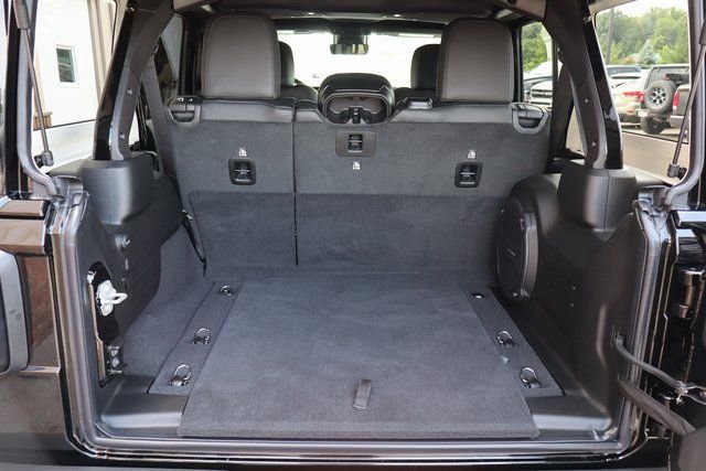 New 2025 Jeep Wrangler Unlimited Rubicon 392 image 44