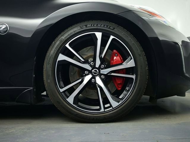 Used 2020 Nissan 370Z Touring Sport image 13
