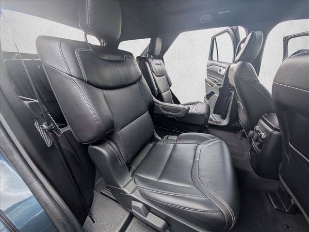 Used 2023 Ford Explorer ST w/ Equipment Group 401A AWD/4WD image 18