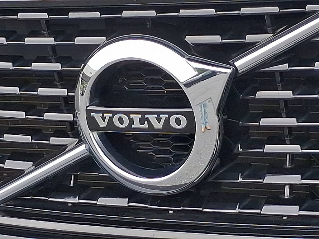 Used 2020 Volvo XC40 T5 R-Design w/ Protection Package Premier AWD/4WD image 27