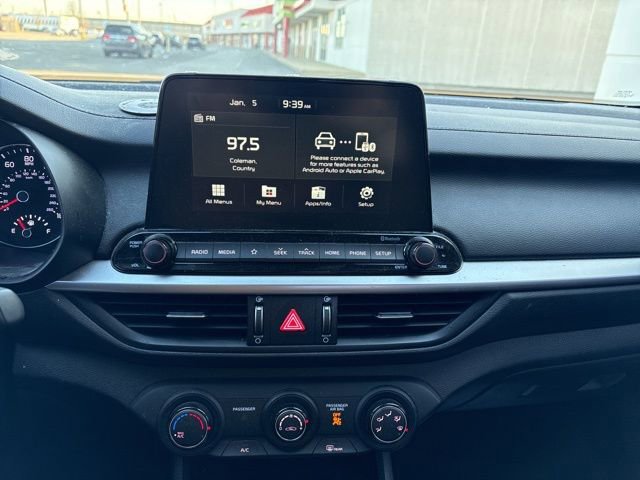 Used 2021 Kia Forte LXS image 12