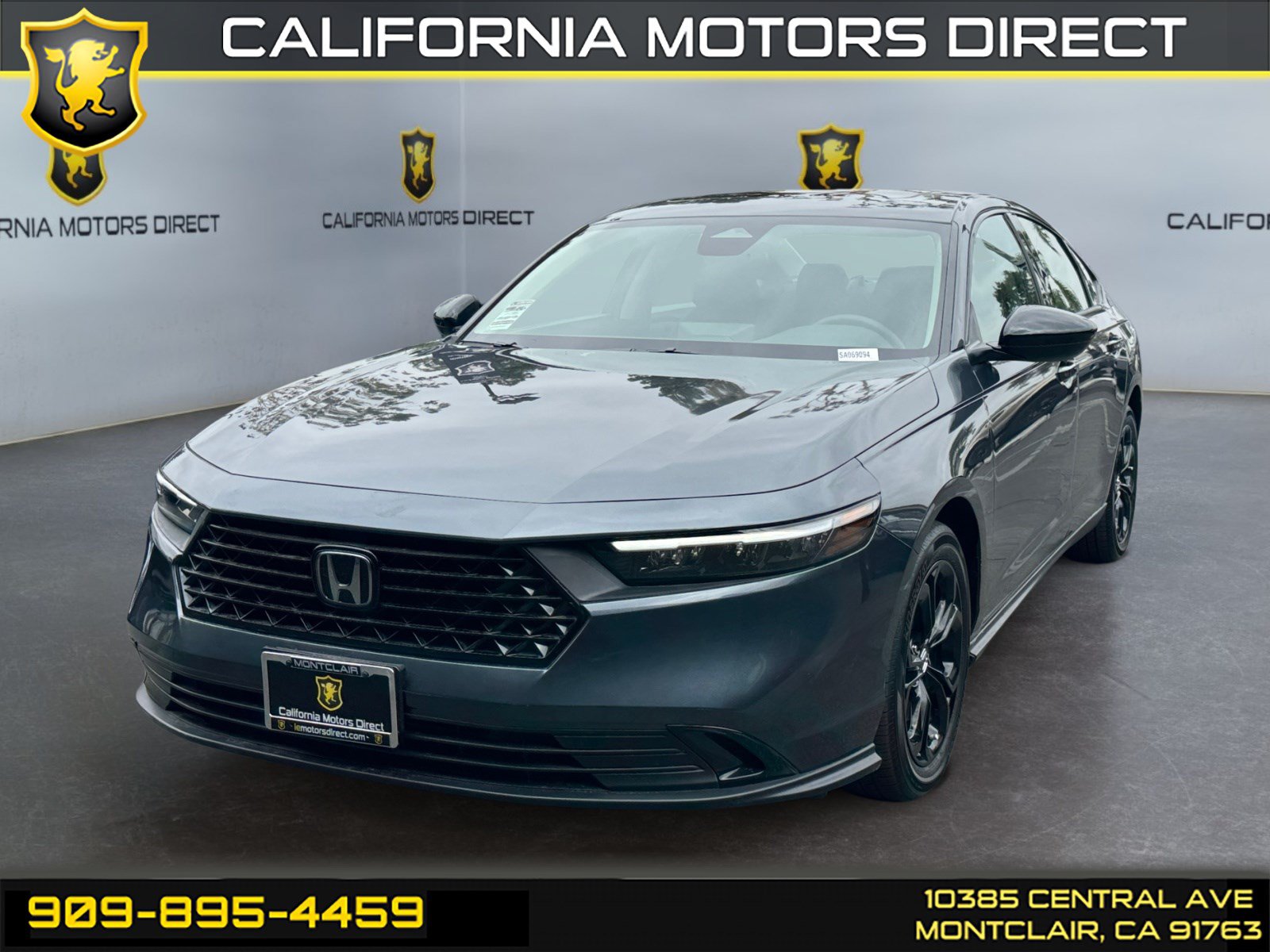 Used 2025 Honda Accord SE image 1