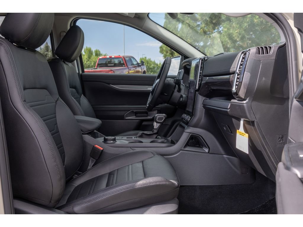 New 2025 Ford Ranger Lariat w/ FX4 Off-Road Package image 11