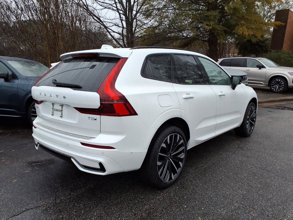 New 2026 Volvo XC60 T8 Ultra w/ Protection Package Premier image 3