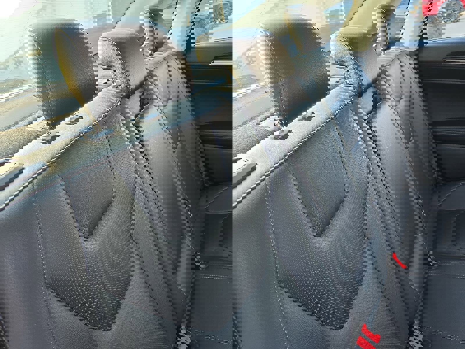 Used 2019 Ford Fusion Titanium image 11