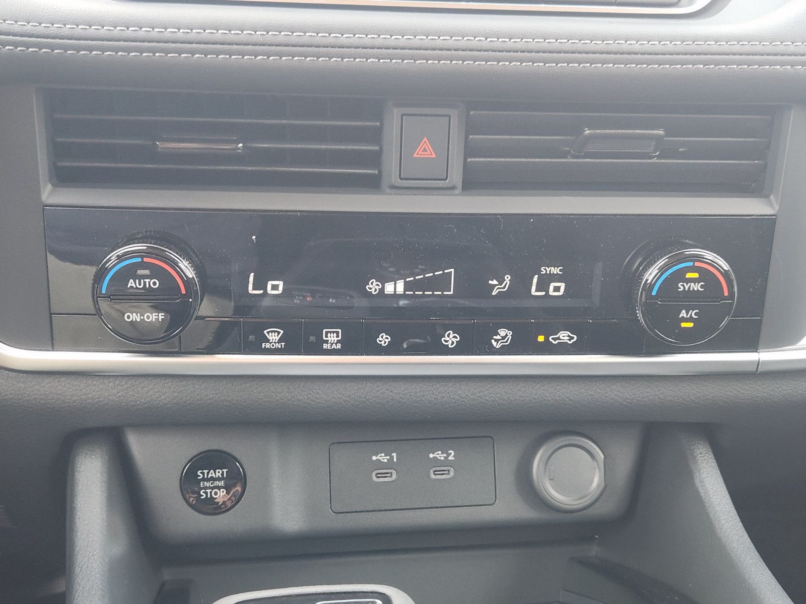 New 2026 Nissan Rogue SV AWD/4WD image 18