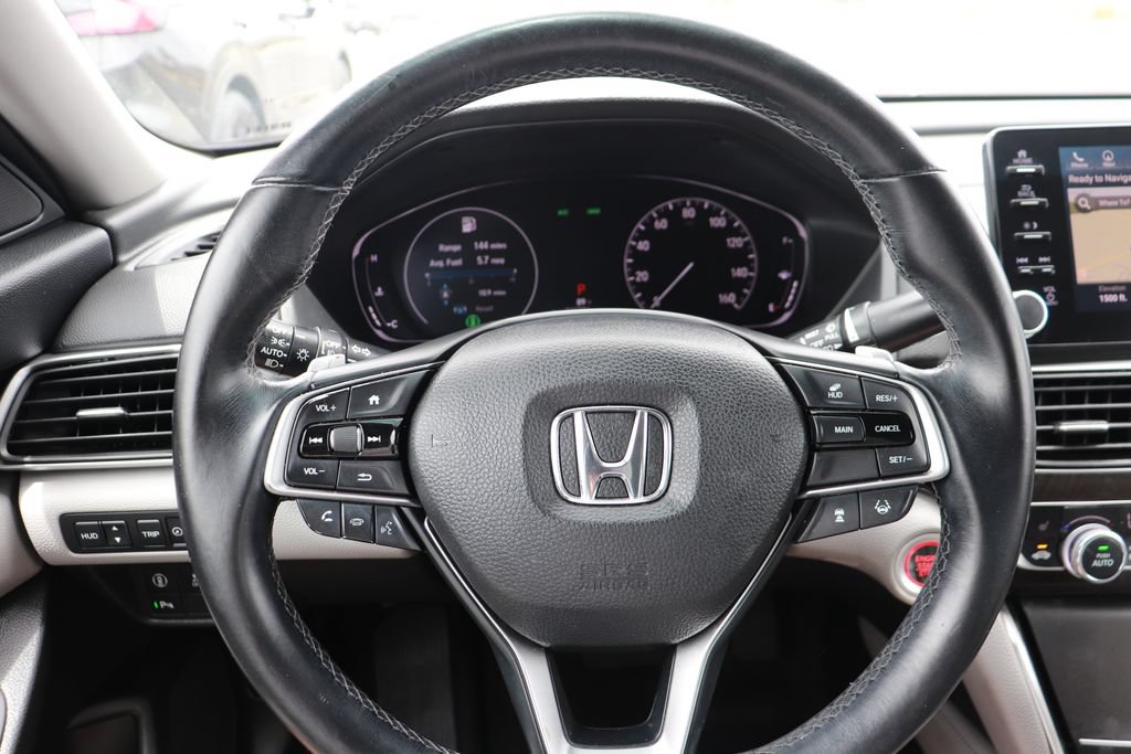 Used 2018 Honda Accord Touring image 18