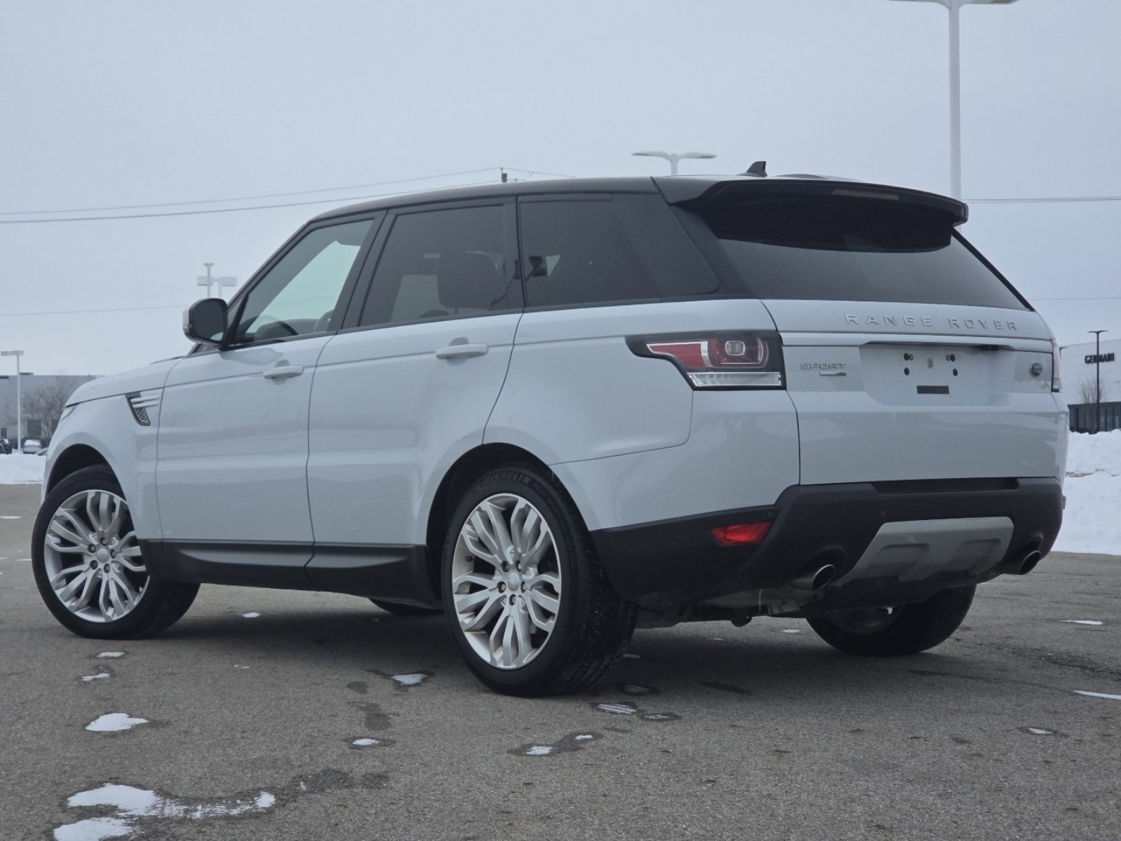 Used 2016 Land Rover Range Rover Sport HSE image 14