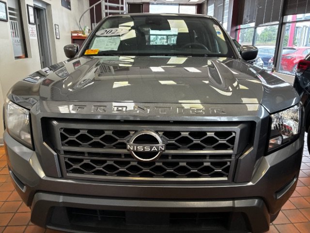 Used 2022 Nissan Frontier SV RWD image 5